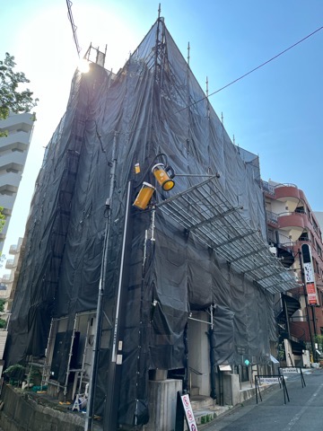 東京都渋谷区　足場✖️ロープアクセスハイブリッド工法　外壁修繕工事