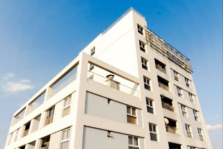 2025年の「税制改正」で不動産オーナーの負担が増える！？ 土地活用でできる対策とは？？